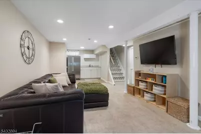 347 W Passaic Ave, Rutherford, NJ 07070 - Photo 29