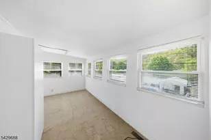 39 Fernwood Ave, Hardyston Township, NJ 07460 - Photo 7