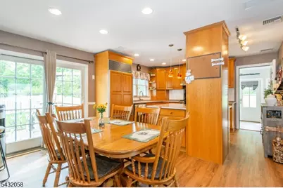 7 Mary St, Bloomingdale, NJ 07403 - Photo 7