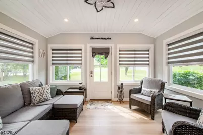 7 Mary St, Bloomingdale, NJ 07403 - Photo 13