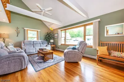 7 Mary St, Bloomingdale, NJ 07403 - Photo 3