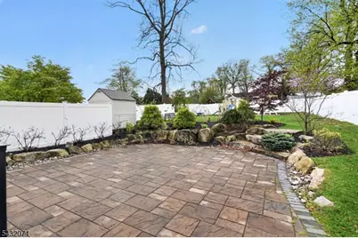 163 Myrtle Ave, Cedar Grove, NJ 07009 - Photo 9