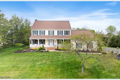 86 Carriage Trl, Montgomery Township, NJ 08502 - Photo 3