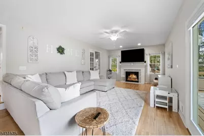 86 Carriage Trl, Montgomery Township, NJ 08502 - Photo 9