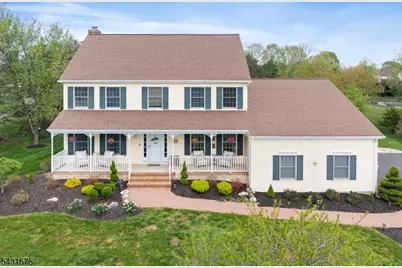 86 Carriage Trl, Montgomery Township, NJ 08502 - Photo 3