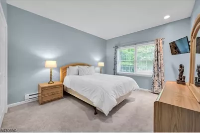 1020 Sunset Rdg, Bridgewater, NJ 08807 - Photo 17