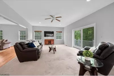 1020 Sunset Rdg, Bridgewater, NJ 08807 - Photo 5