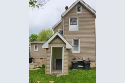 132 Eppirt St, East Orange, NJ 07018 - Photo 21
