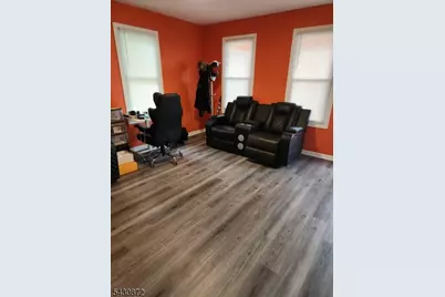 132 Eppirt St, East Orange, NJ 07018 - Photo 5