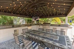 15 Wedgewood Dr, Bernards Township, NJ 07920 - Photo 11