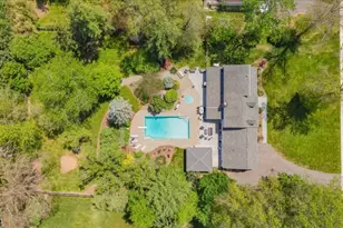 15 Wedgewood Dr, Bernards Township, NJ 07920 - Photo 5