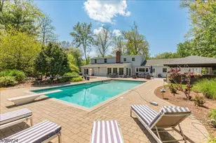 15 Wedgewood Dr, Bernards Township, NJ 07920 - Photo 9