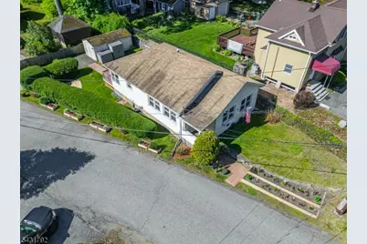42 Main Beach Rd, Ringwood, NJ 07456 - Photo 31