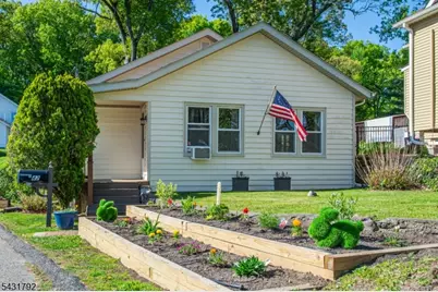 42 Main Beach Rd, Ringwood, NJ 07456 - Photo 1
