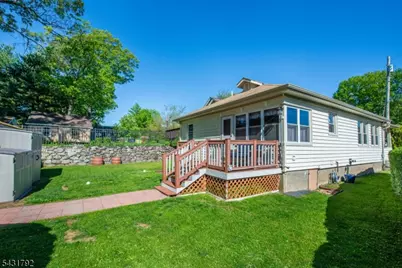 42 Main Beach Rd, Ringwood, NJ 07456 - Photo 25