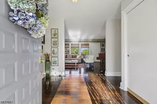 122 Sunrise Dr, Hawthorne, NJ 07506 - Photo 5