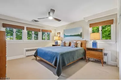 122 Sunrise Dr, Hawthorne, NJ 07506 - Photo 17