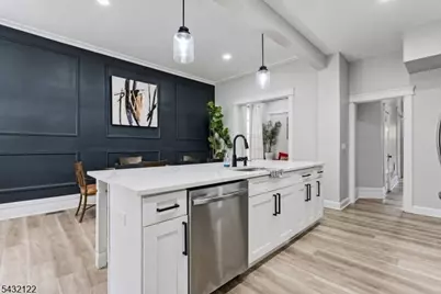 257 Woodlawn Ave, Jersey City, NJ 07305 - Photo 7