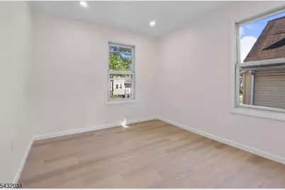 127 Steuben St, East Orange, NJ 07018 - Photo 19