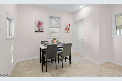 127 Steuben St, East Orange, NJ 07018 - Photo 11