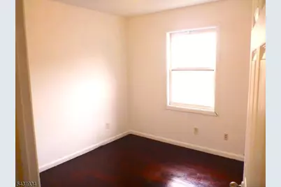 98 S Burnett St, East Orange, NJ 07018 - Photo 13