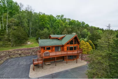 8 Highlands Ln, Hardwick Township, NJ 07825 - Photo 5