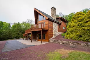 8 Highlands Ln, Hardwick Township, NJ 07825 - Photo 9