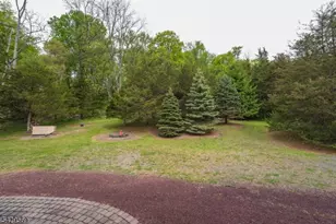 8 Highlands Ln, Hardwick Township, NJ 07825 - Photo 15