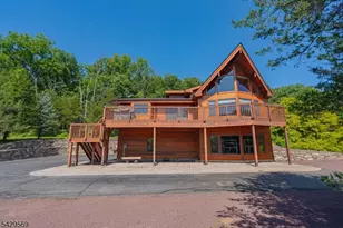 8 Highlands Ln, Hardwick Township, NJ 07825 - Photo 3