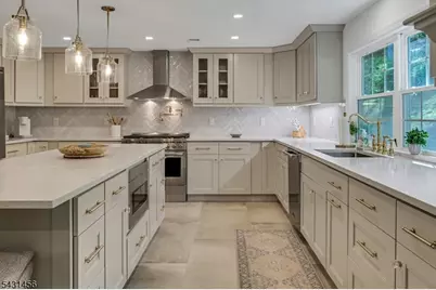 26 Woodland Rd, Mendham Township, NJ 07926 - Photo 11