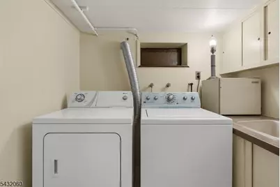 489 North Clinton Street, East Orange, NJ 07017 - Photo 15