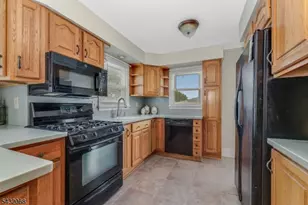 38 Eastern States Pkwy, Somerville, NJ 08876 - Photo 7