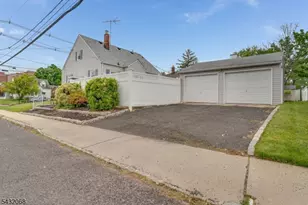 38 Eastern States Pkwy, Somerville, NJ 08876 - Photo 3