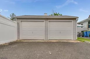 38 Eastern States Pkwy, Somerville, NJ 08876 - Photo 19