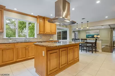 63 Skylark Rd, Springfield, NJ 07081 - Photo 5