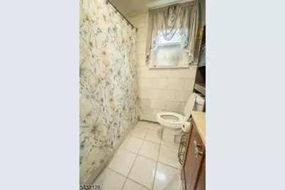 352 N 7th St, Newark, NJ 07107 - Photo 23