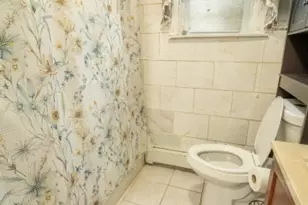 352 N 7th St, Newark, NJ 07107 - Photo 23