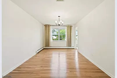4 Darby Rd, Franklin Township, NJ 08873 - Photo 11