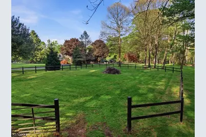 10 Tara Way, Franklin Township, NJ 08867 - Photo 41