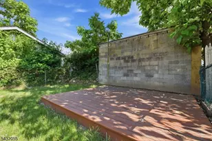 103 Berkshire Pl, Irvington, NJ 07111 - Photo 19