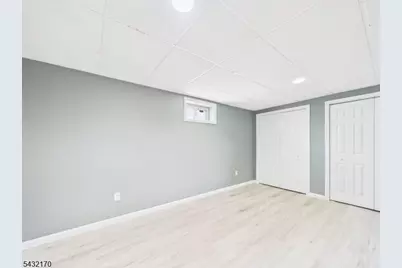 50 Hepburn Rd, Clifton, NJ 07012 - Photo 21
