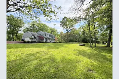 77 Plum Brook Road, Raritan Township, NJ 08822 - Photo 33