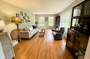 77 Plum Brook Rd, Raritan Township, NJ 08822 - Photo 11