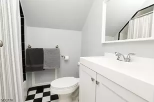 58 Sidney St, Lodi, NJ 07644 - Photo 17