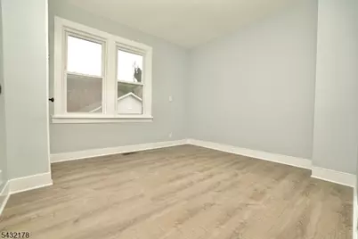 58 Sidney St, Lodi, NJ 07644 - Photo 9