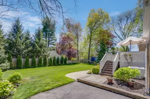 7 Meadow Rd, Chatham, NJ 07928 - Photo 17