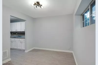 151 W Market St #1415, Newark, NJ 07103 - Photo 9