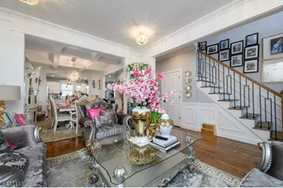 1019 Bishop Evans Way, Linden, NJ 07036 - Photo 5