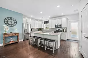 1304 Parkview Ln, Rockaway Township, NJ 07866 - Photo 11