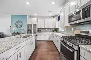 1304 Parkview Ln, Rockaway Township, NJ 07866 - Photo 13